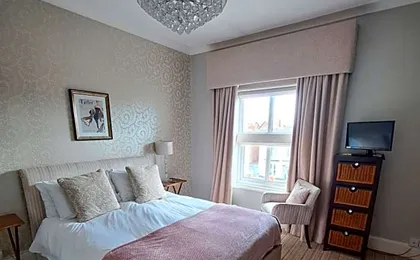 The Ambassador Townhouse