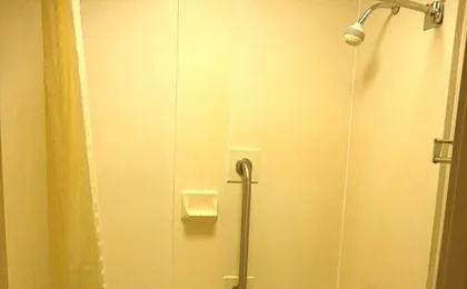 Econo Lodge Inn & Suites Jackson Northwest