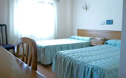 Hotel Larry