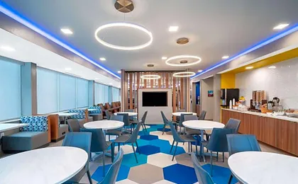 Microtel Inn & Suites by Wyndham Hot Springs