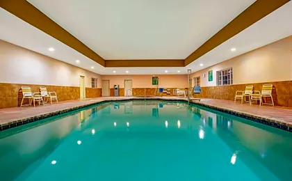 La Quinta Inn & Suites by Wyndham Floresville