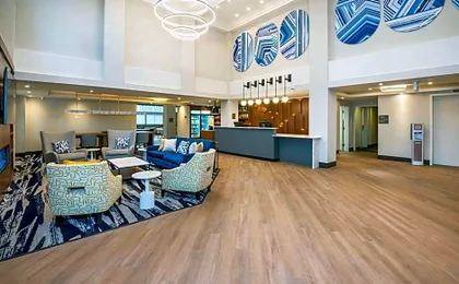 Comfort Inn & Suites