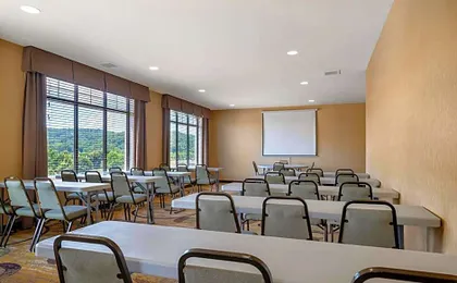 Comfort Inn & Suites Marquette - Prairie du Chien