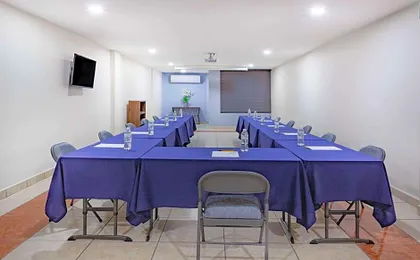 Days Inn by Wyndham Piedras Negras