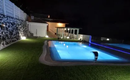 Casa Nine con piscina
