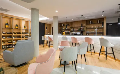 BarLounge