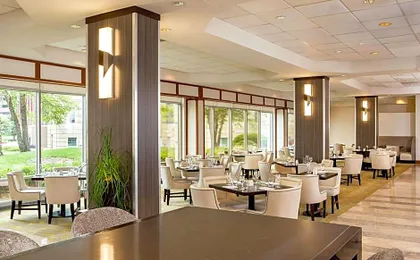 Sheraton Suites Chicago Elk Grove