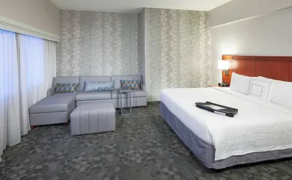 Courtyard by Marriott Alexandria Old Town/Southwest