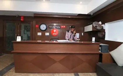 OYO 12780 New Hotel Rajwada