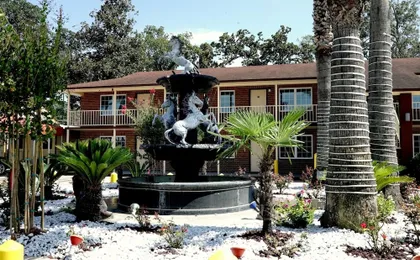 Savannah Inn and Suites Savannah Port Area