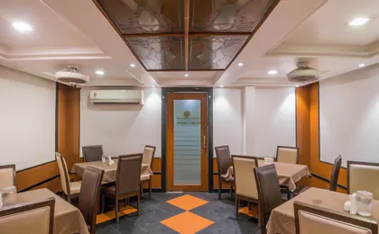 Collection O 30085 Supreme Hotel Cuffe Parade