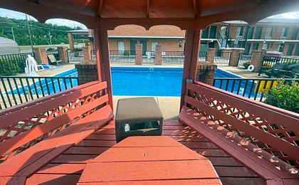 Royal Inn - Anniston
