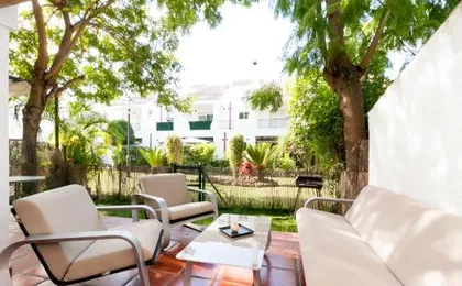 Naranjos Puerto Banus Apartment by GHR Rentals