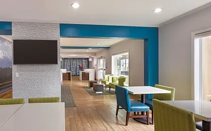 Spark by Hilton Central Point Medford