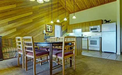 Seventh Mountain Resort