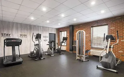 Aiden by Best Western Newark Airport