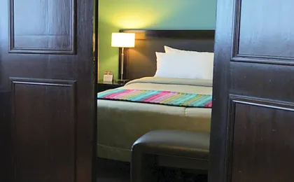 Rochester Hotel Classic