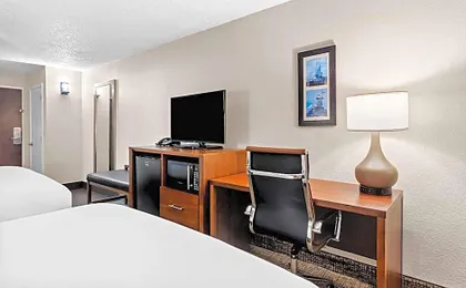 Comfort Inn University
