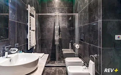 Via Veneto Suites