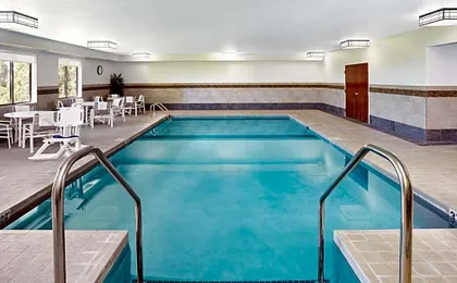Holiday Inn Express Sheboygan-Kohler / I-43 By IHG