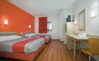 Motel 6-Brooklyn Center, MN - Minneapolis