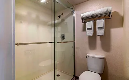 Fairfield by Marriott Inn & Suites Providence Airport Warwick