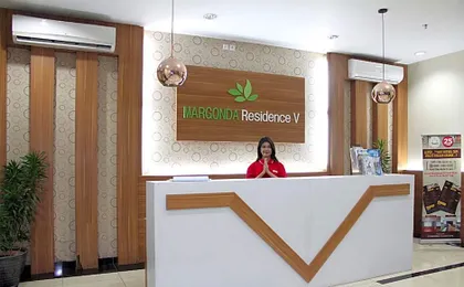 OYO 266 Margonda Residence 5