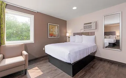 Econo Lodge Cherokee Near Island Park