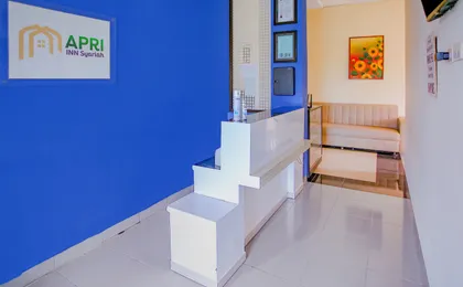 OYO 90072 Apri Inn Syariah
