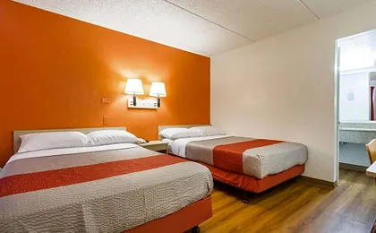 Motel 6 Tempe, AZ – Phoenix Airport – Priest Dr