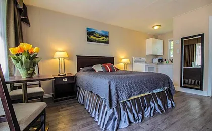 The White Horse Motel