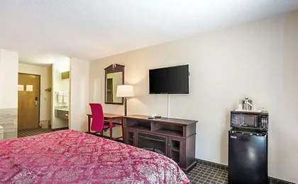 Rodeway Inn Cedar Rapids Westdale