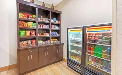 La Quinta Inn & Suites by Wyndham South Bend