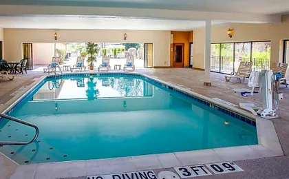 Comfort Suites University Area Notre Dame-South Bend