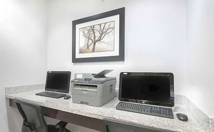 Hawthorn Extended Stay by Wyndham Midland