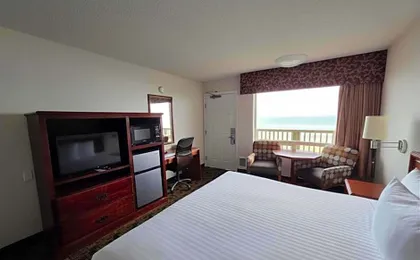 Seagrass Oceanfront Inn