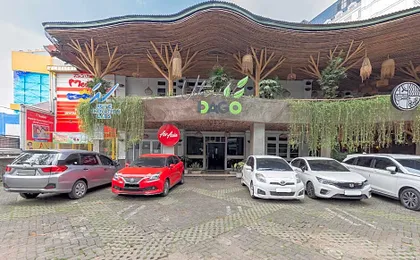 Urbanview Hotel Utari