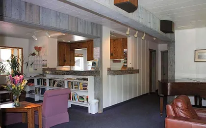 St Moritz Lodge and Condominiums