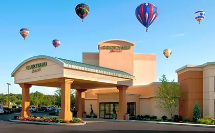 Courtyard by Marriott Canton