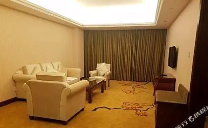 Vienna International Hotel (Weihai Rongcheng High-speed Railway Station)