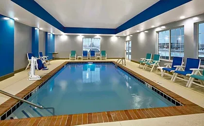 La Quinta Inn & Suites by Wyndham Springfield IL