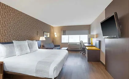 GLō Best Western Toronto Mississauga Corporate Centre