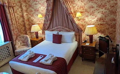 Cotswold Lodge Hotel