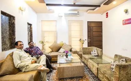 FabHotel Moon Hospitality DLF Phase 3