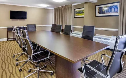 Comfort Inn & Suites near Danville Mall