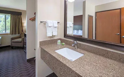 AmericInn by Wyndham Northfield