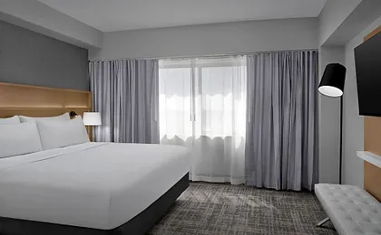 Radisson Hotel Cedar Rapids