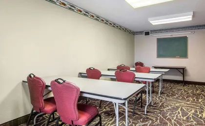 Quality Inn Oakwood - Gainesville