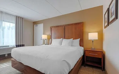 Comfort Inn The Pointe