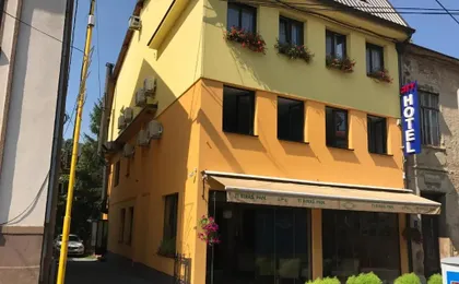 Heartland City Hotel